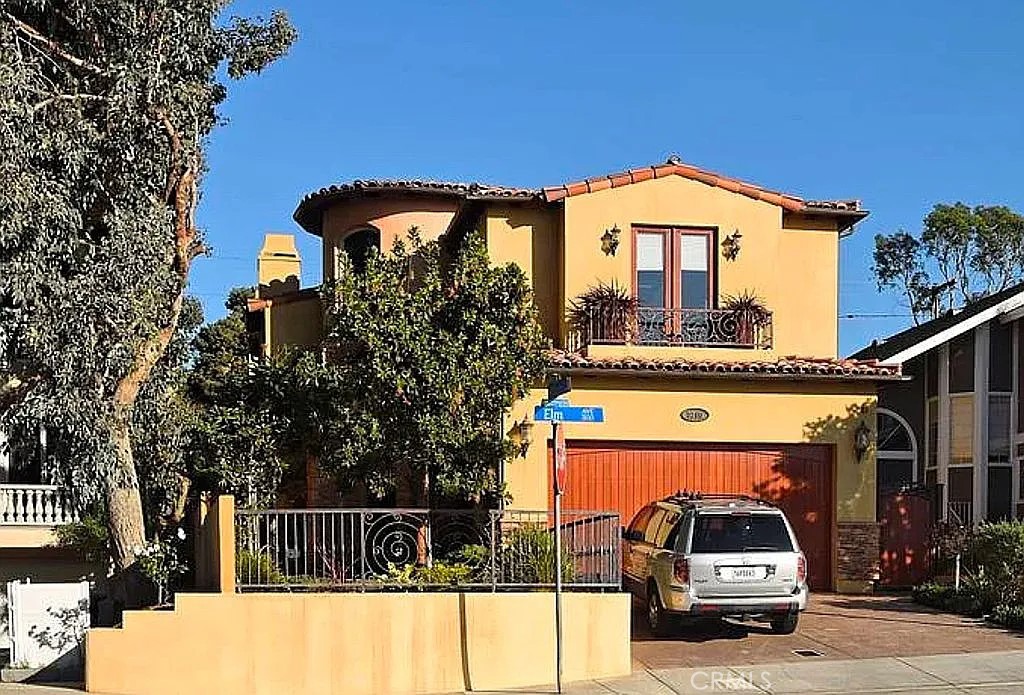 3200 Elm Avenue, Manhattan Beach, CA 90266 — photo 1