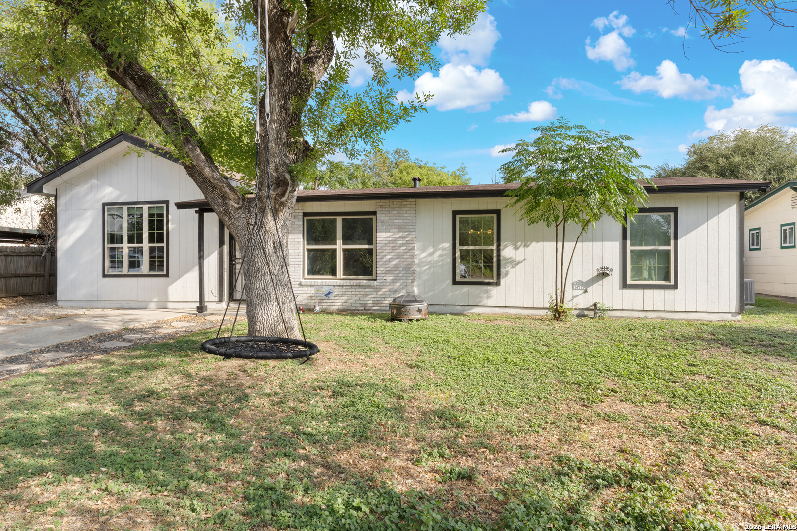 519 Sandalwood, San Antonio, TX 78216 — photo 1