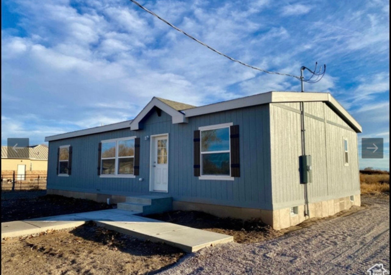289 W CENTER
