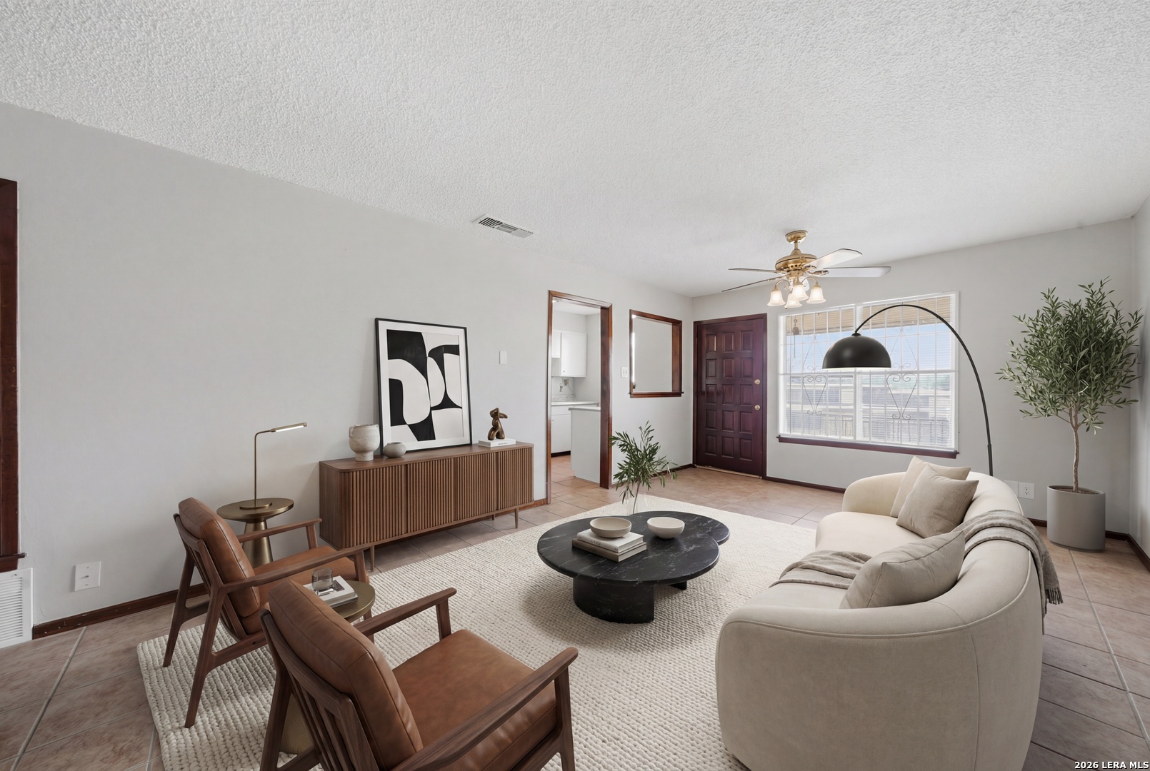911 Vance Jackson, , 78201 — photo 1