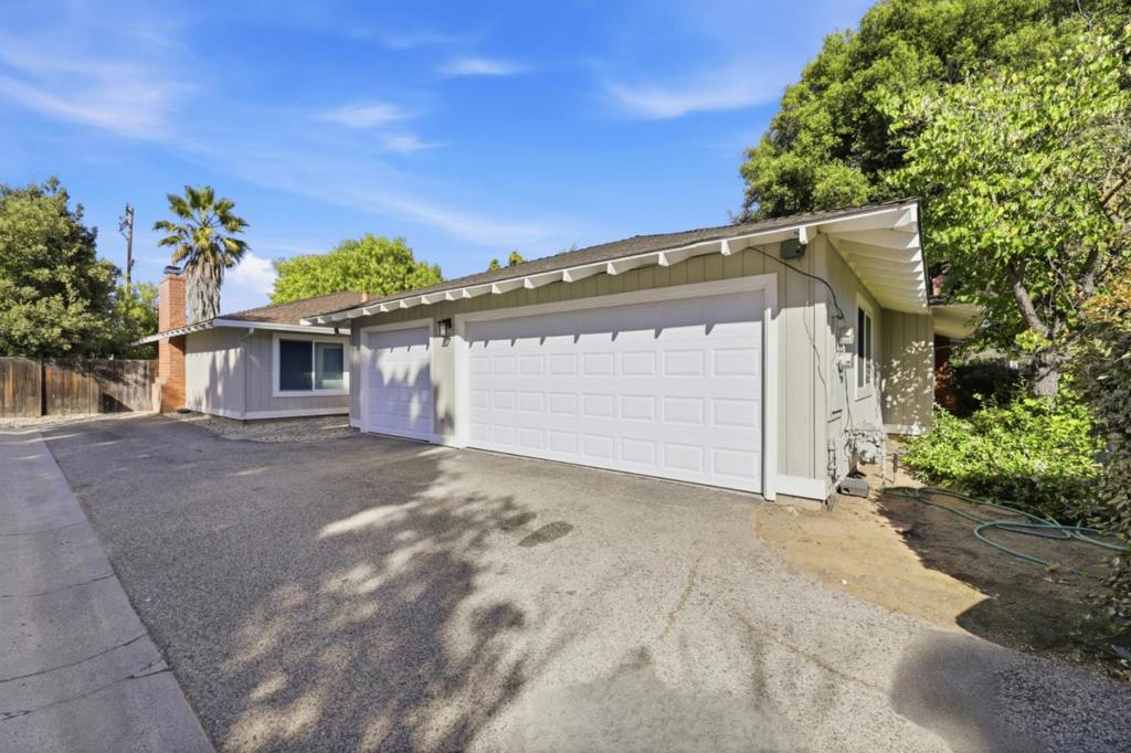 945947 Miramonte Avenue, Mountain View, CA 94040 — photo 1