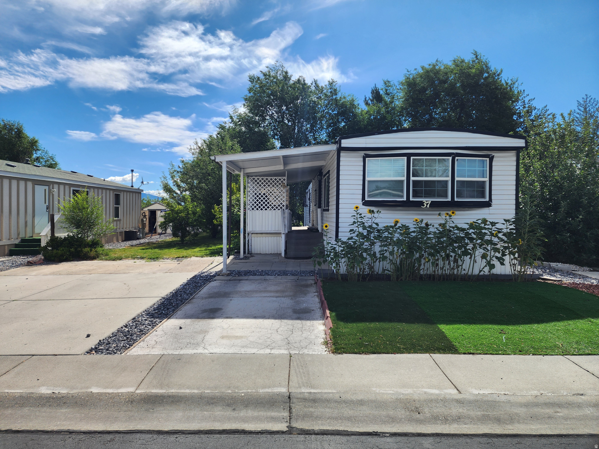 5075 W 4700 S #37, Kearns, UT 84118 — photo 1
