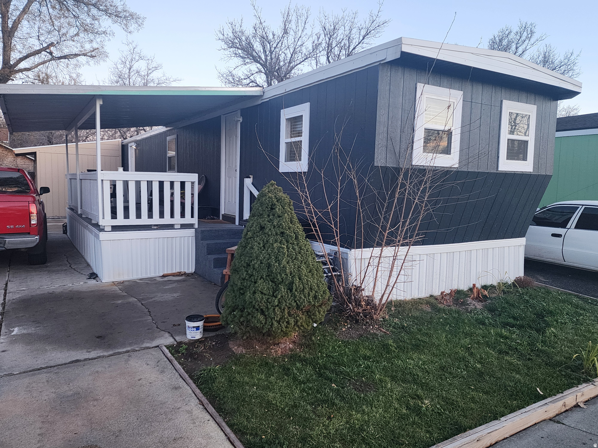3187 S EASTCREST RD, West Valley City, UT 84120 — photo 1