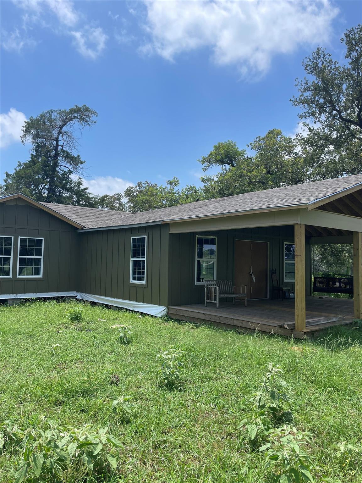 2238 Flash, Luling, TX 78648 — photo 1
