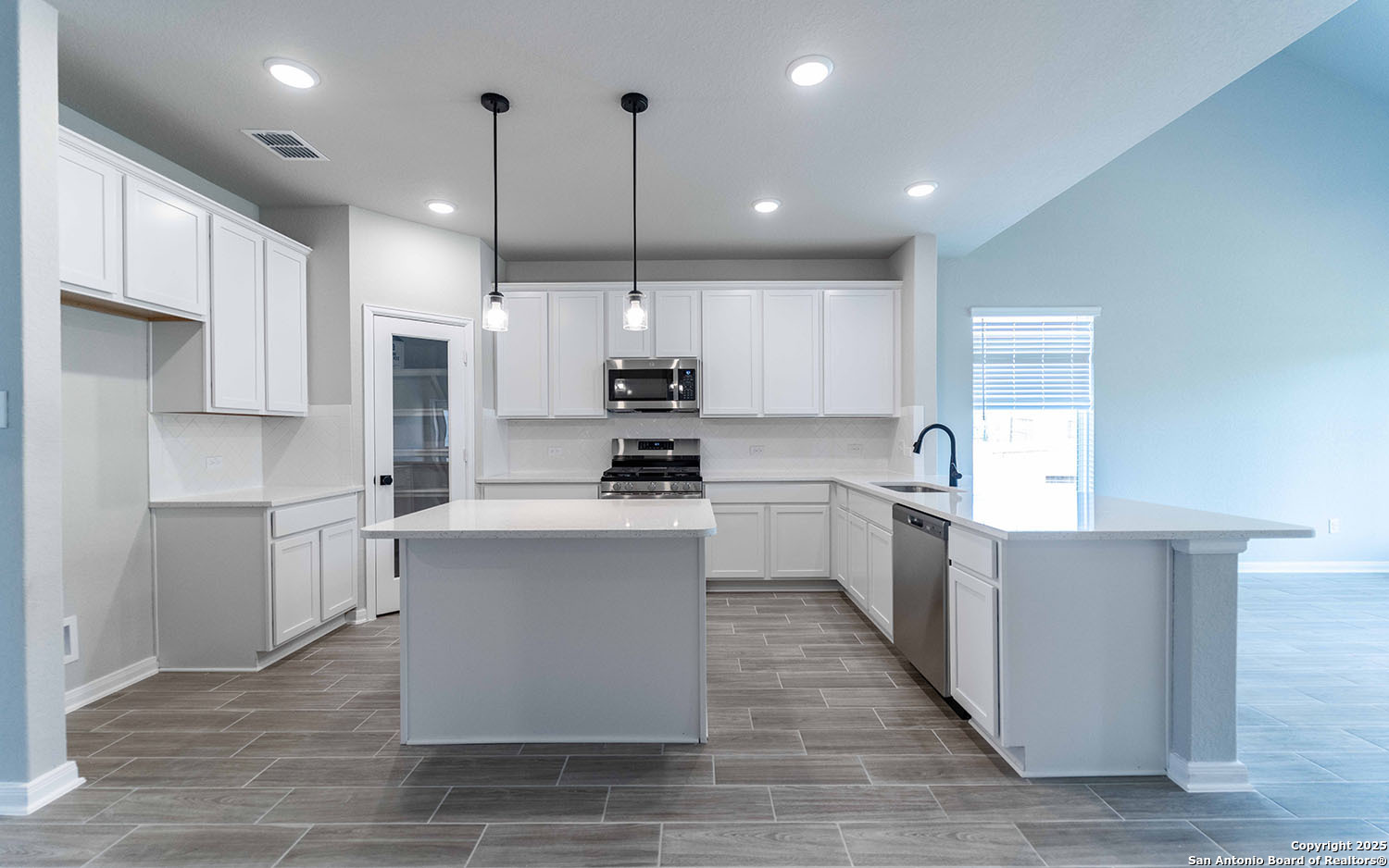 5790 Reagan Ridge, ,  78108 — photo 1
