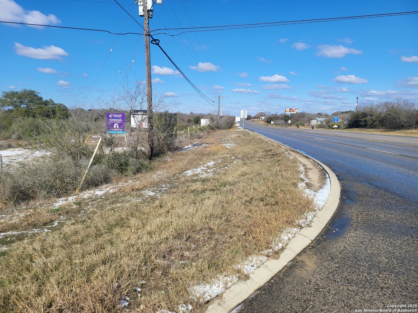02 CANAL LN, New Braunfels, TX 78130 — photo 1