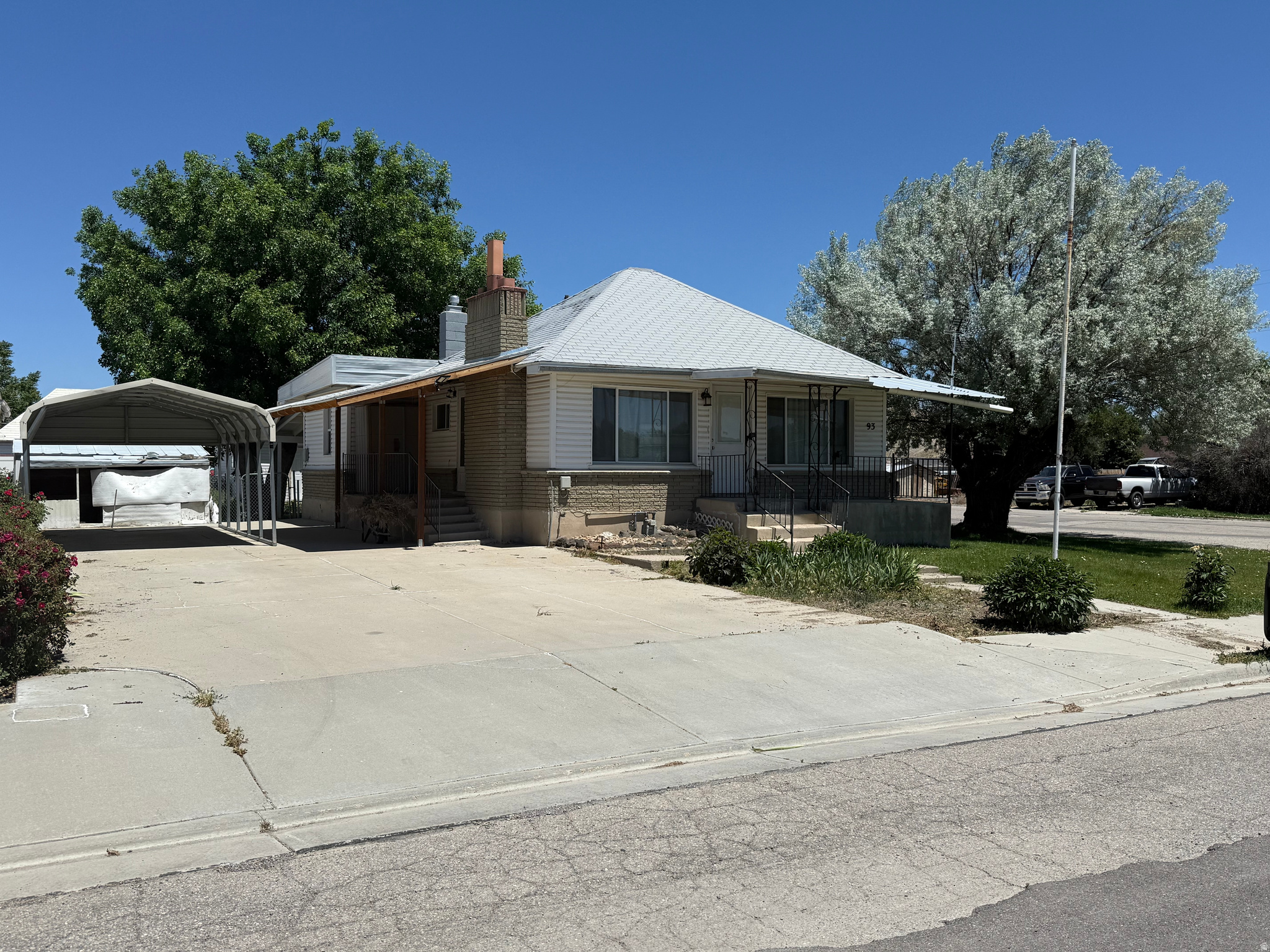 93 E 200 N, Wellington, UT 84542 — photo 1