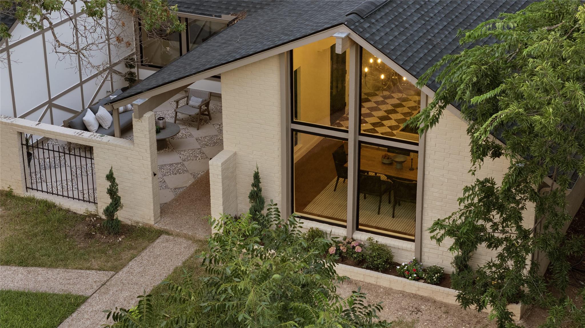 2404 Comburg Castle, Austin, TX 78748 — photo 1