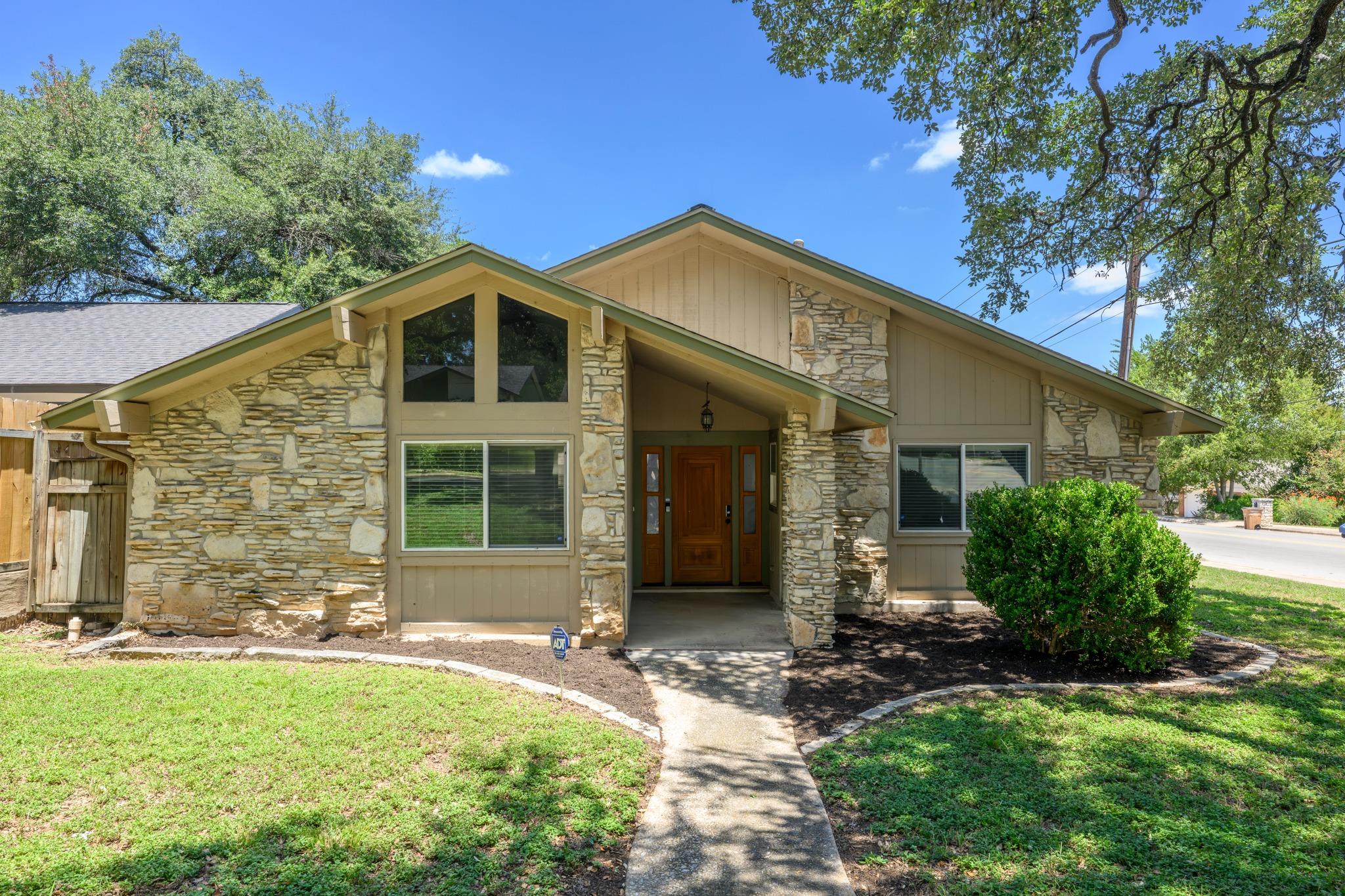 900 Austin Highlands, Austin, TX 78745 — photo 1