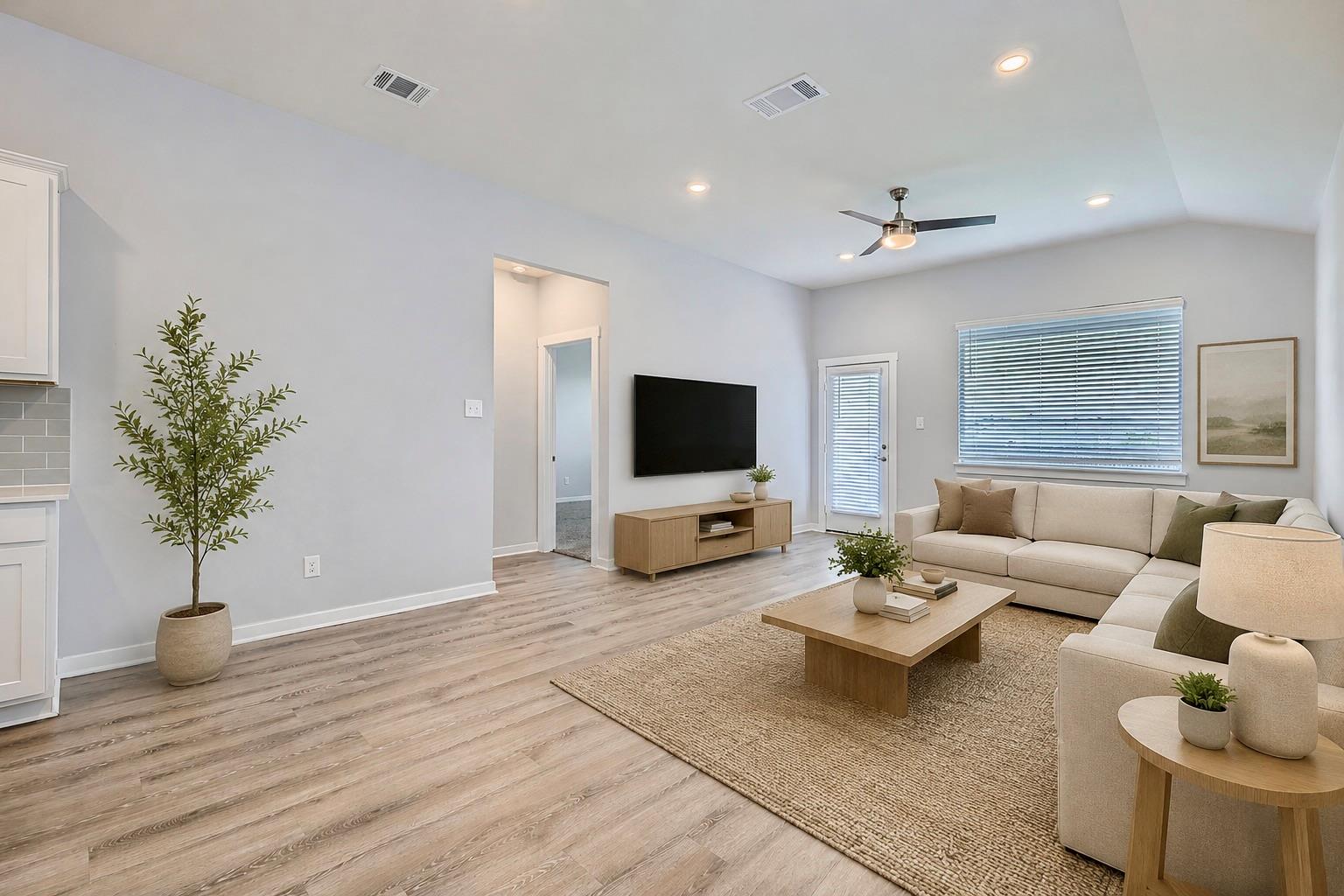 222 New Hampton, San Marcos, TX 78666 — photo 1