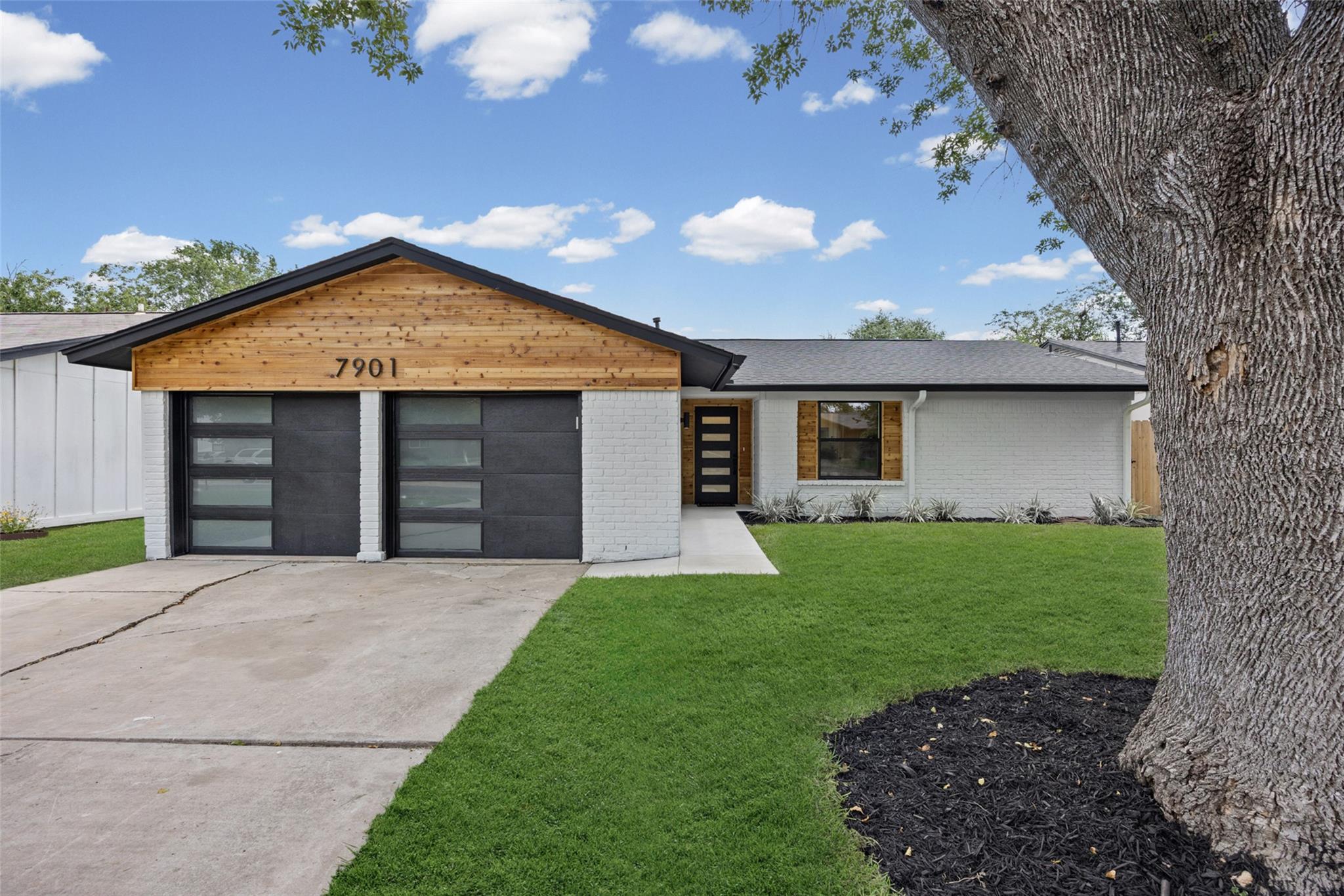 7901 Woodcroft, Austin, TX 78749 — photo 1
