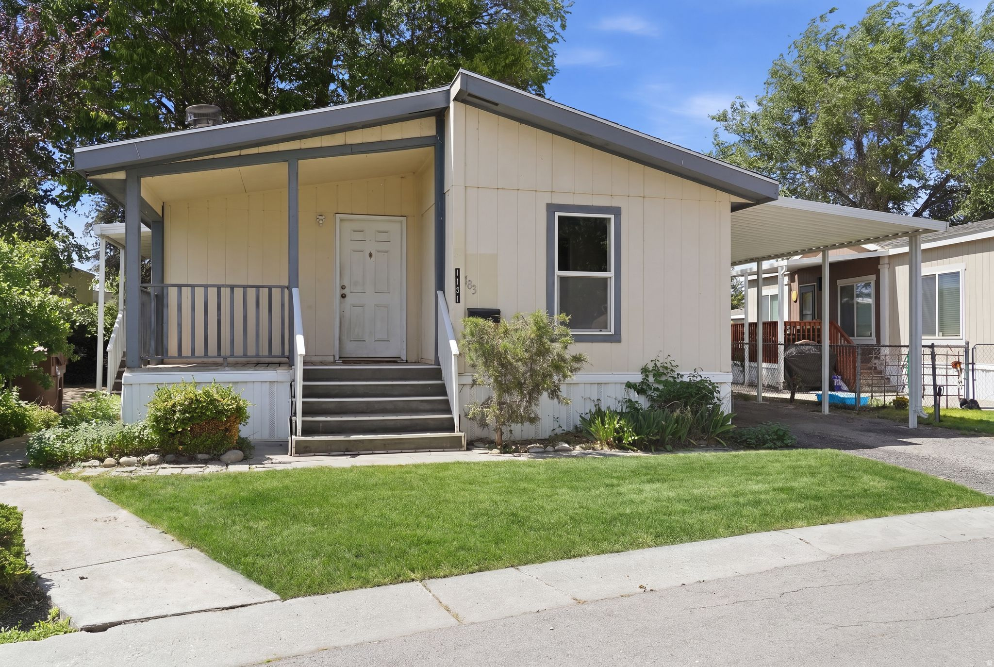 1181 W BOBOLINK ST, Salt Lake City, UT 84123 — photo 1