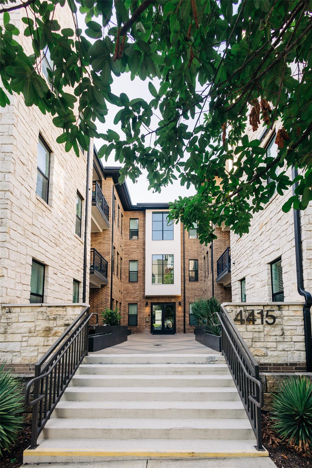 4415 Jackson, Austin, TX 78731 — photo 1