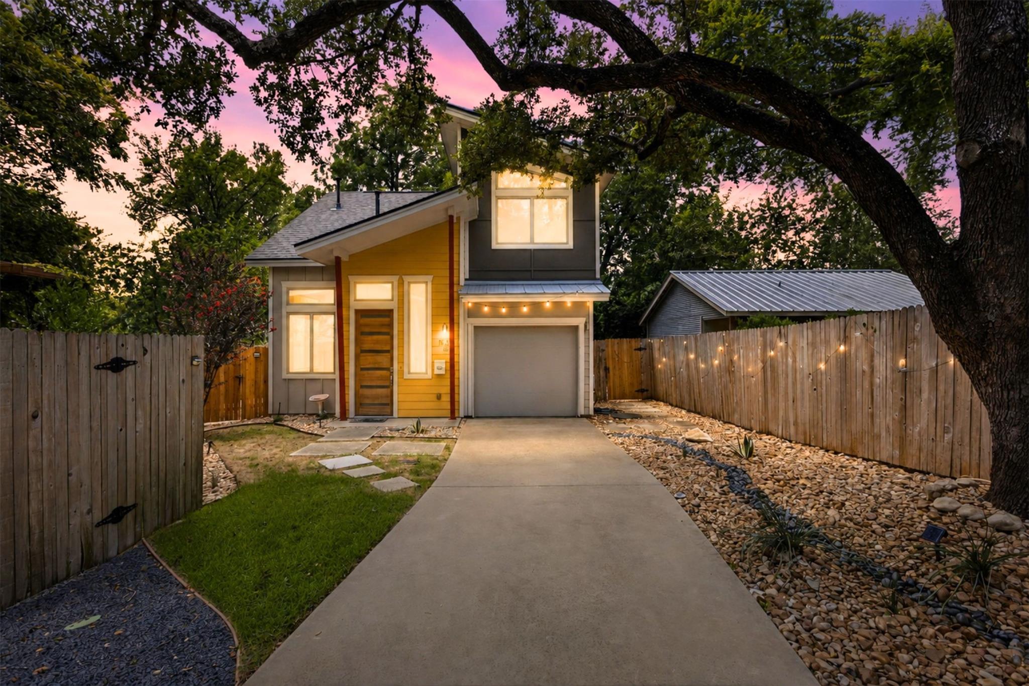 1527 Madison, Austin, TX 78757 — photo 1