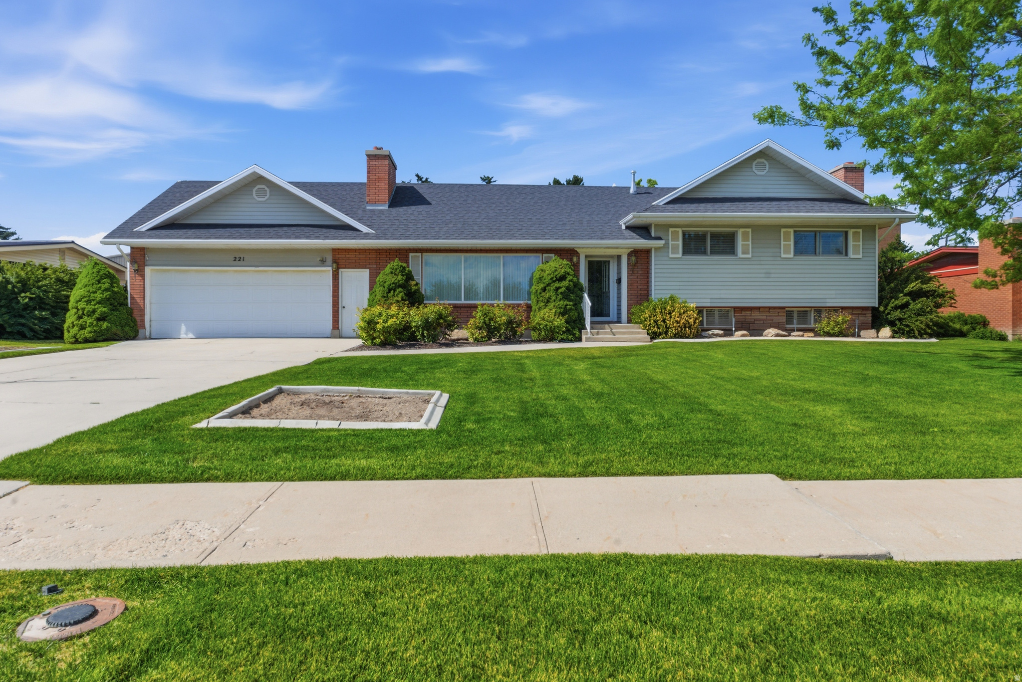 221 E 800 N, Tremonton, UT 84337 — photo 1