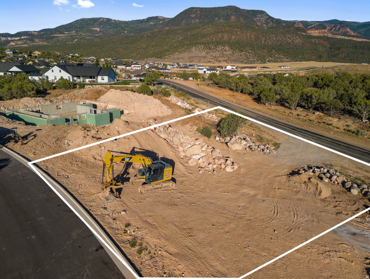3157 W MOON CREST DR, Cedar City, UT 84720 — photo 1