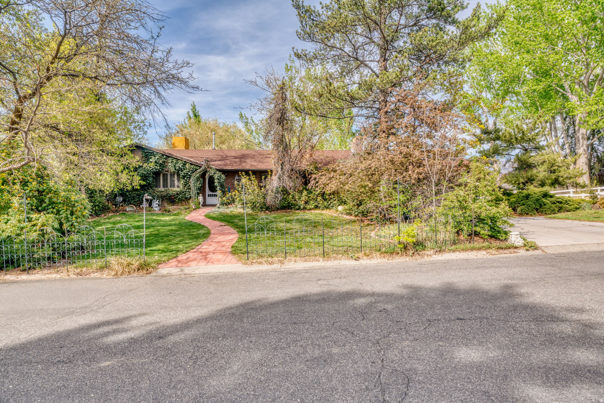 1467 E PIMLICO PL, Sandy, UT 84092 — photo 1