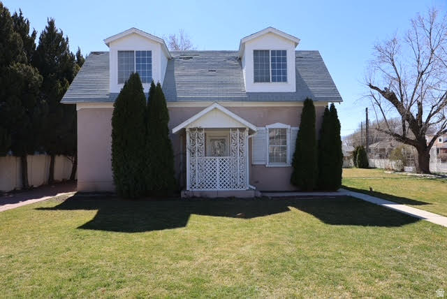 281 W MAIN ST
