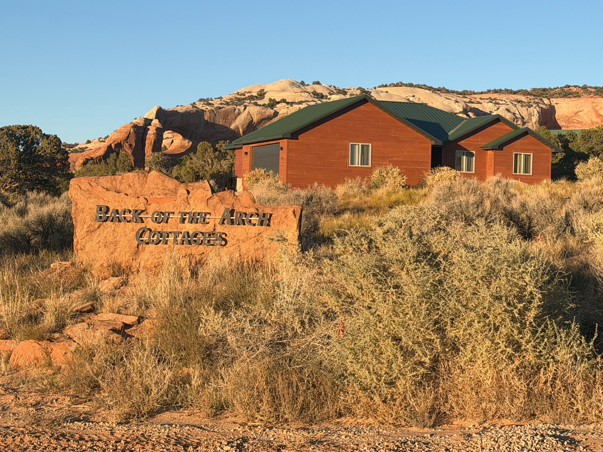 16 E PIONEER DR, Moab, UT 84532 — photo 1