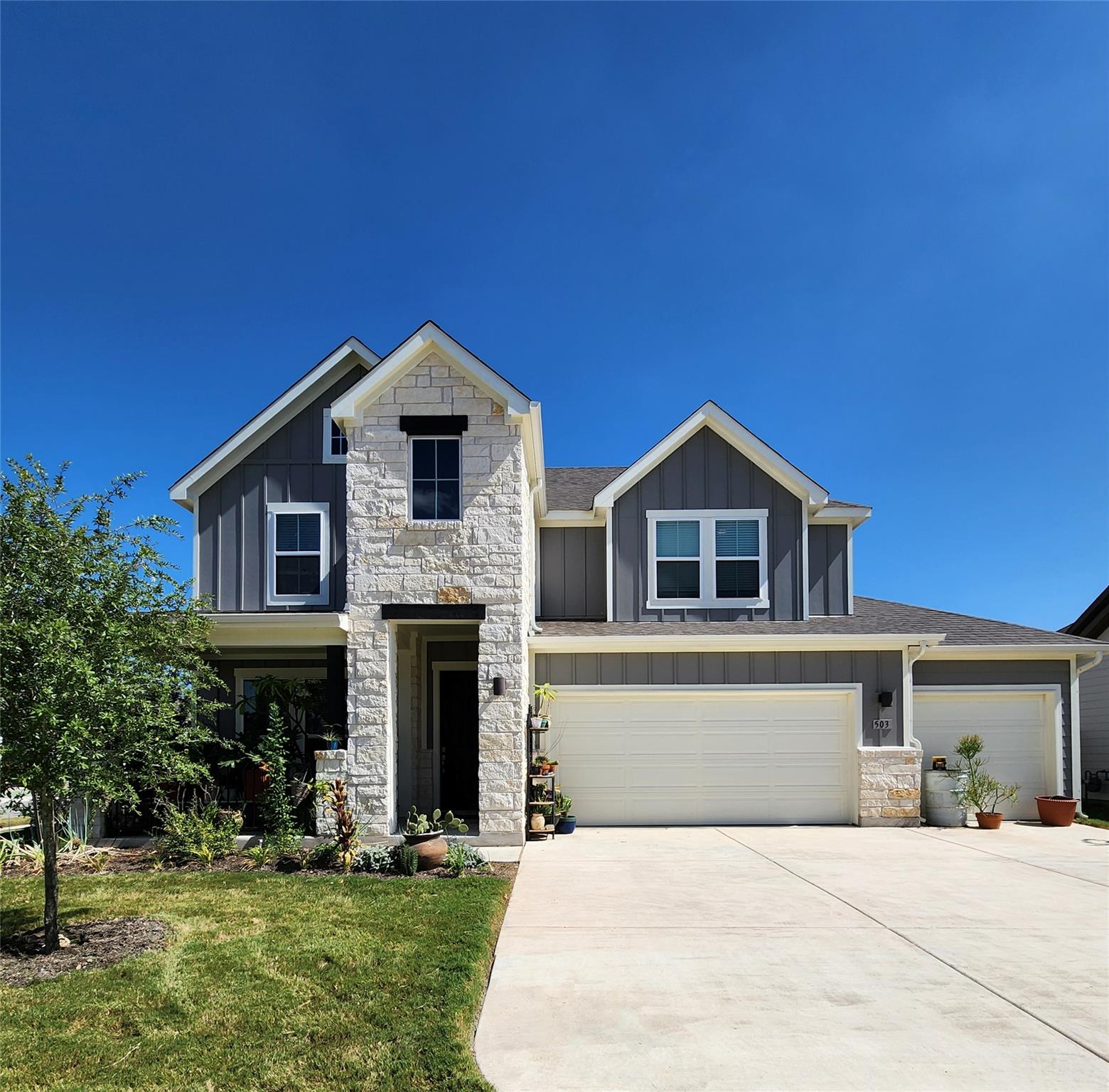 503 Ansley, Taylor, TX 76574 — photo 1