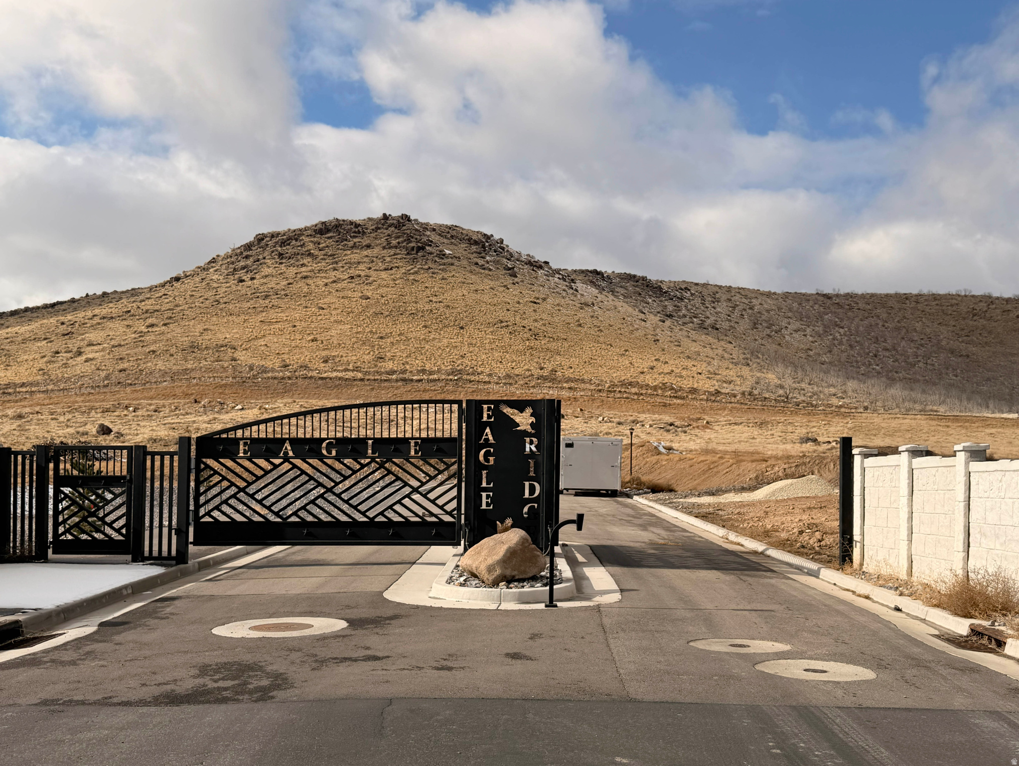 9734 N EAGLE CV, Eagle Mountain, UT 84005 — photo 1