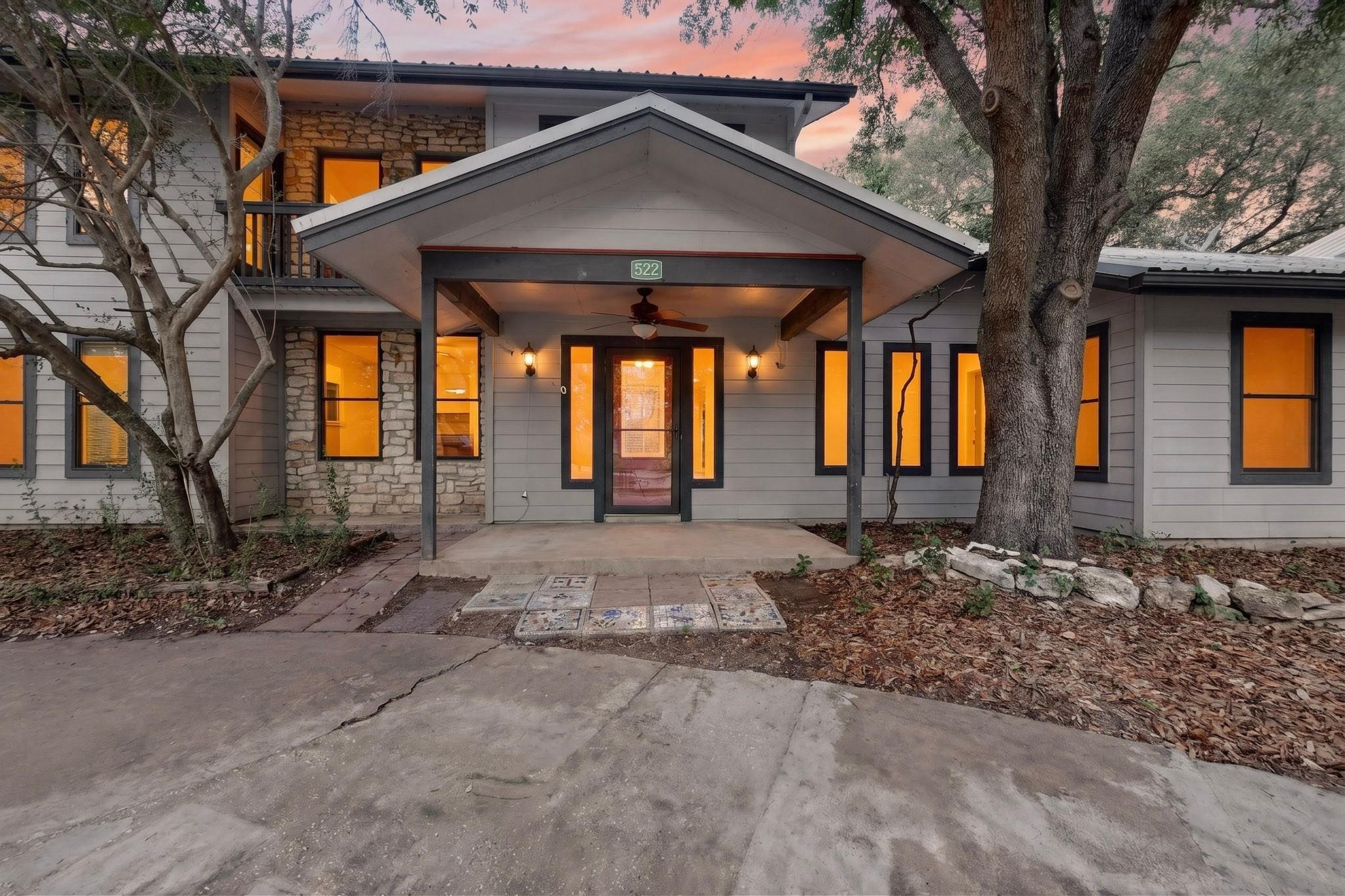522 Circle, Sunrise Beach, TX 78643 — photo 1