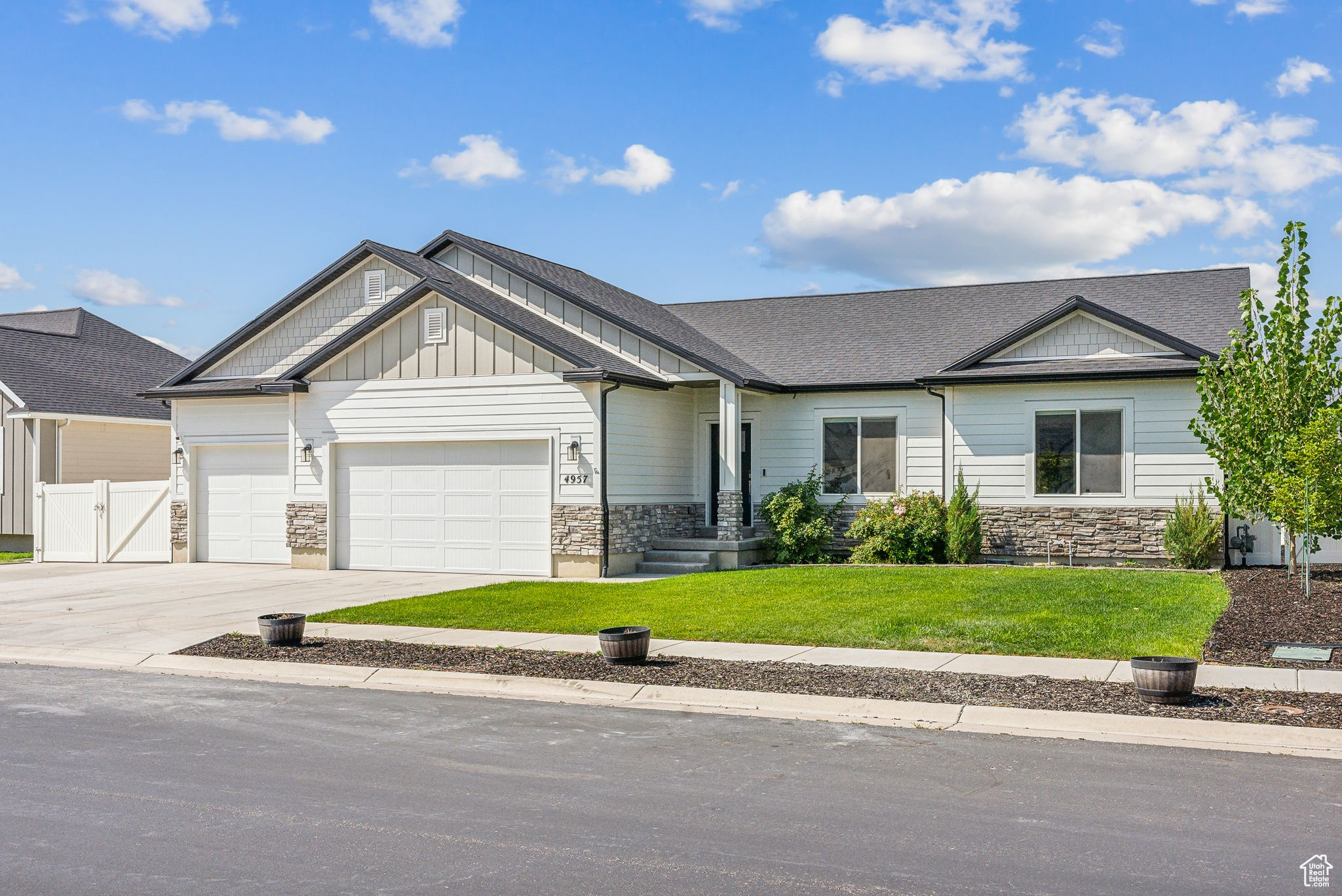 4957 N SAGE PARK DR, Eagle Mountain, UT 84005 — photo 1
