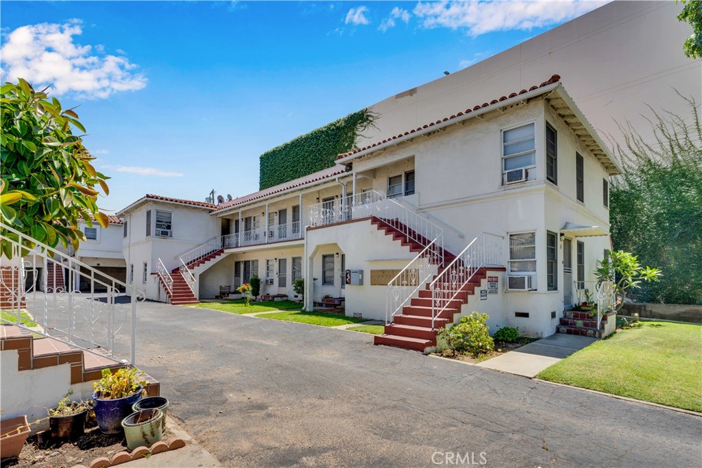 30 N FIRST STREET