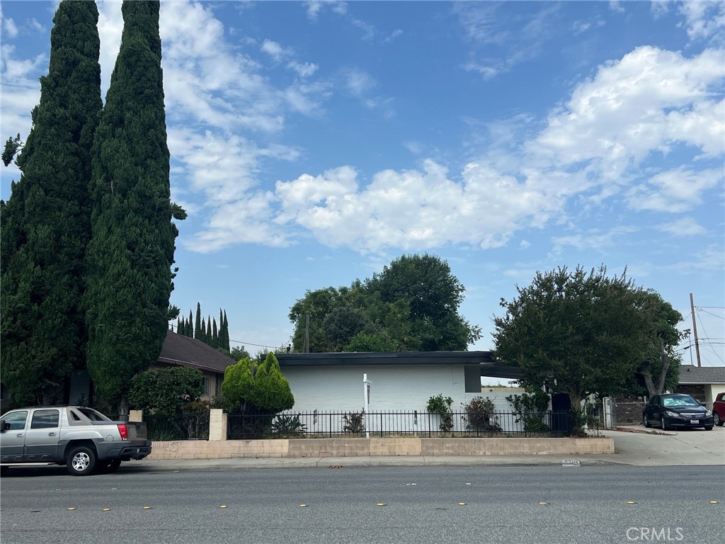 2201 S Towne, Pomona, CA 91766 — photo 1