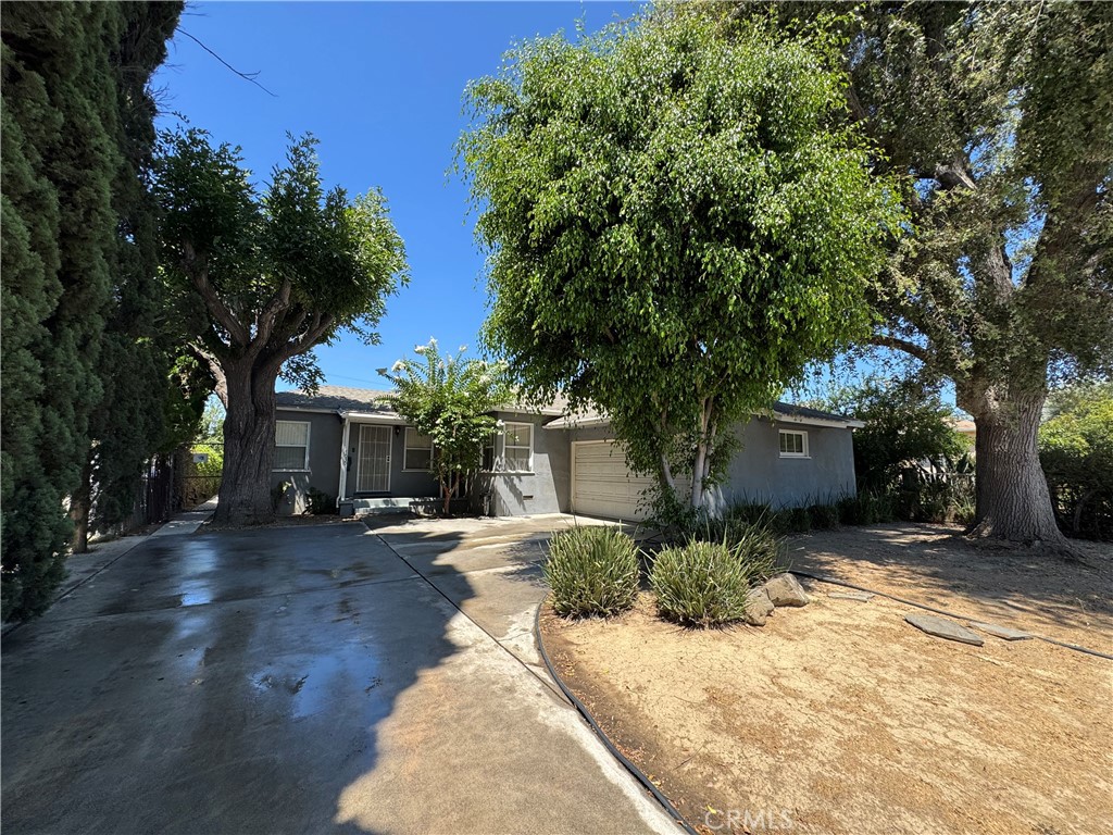 7039 Hesperia, Reseda, CA 91335 — photo 1