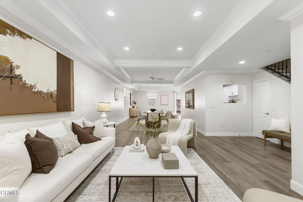 3974 Pennsylvania Avenue 109, Glendale, CA 91214 — photo 1
