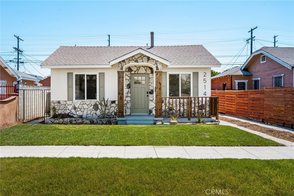 2514 Exposition Place, Los Angeles, CA 90018 — photo 1