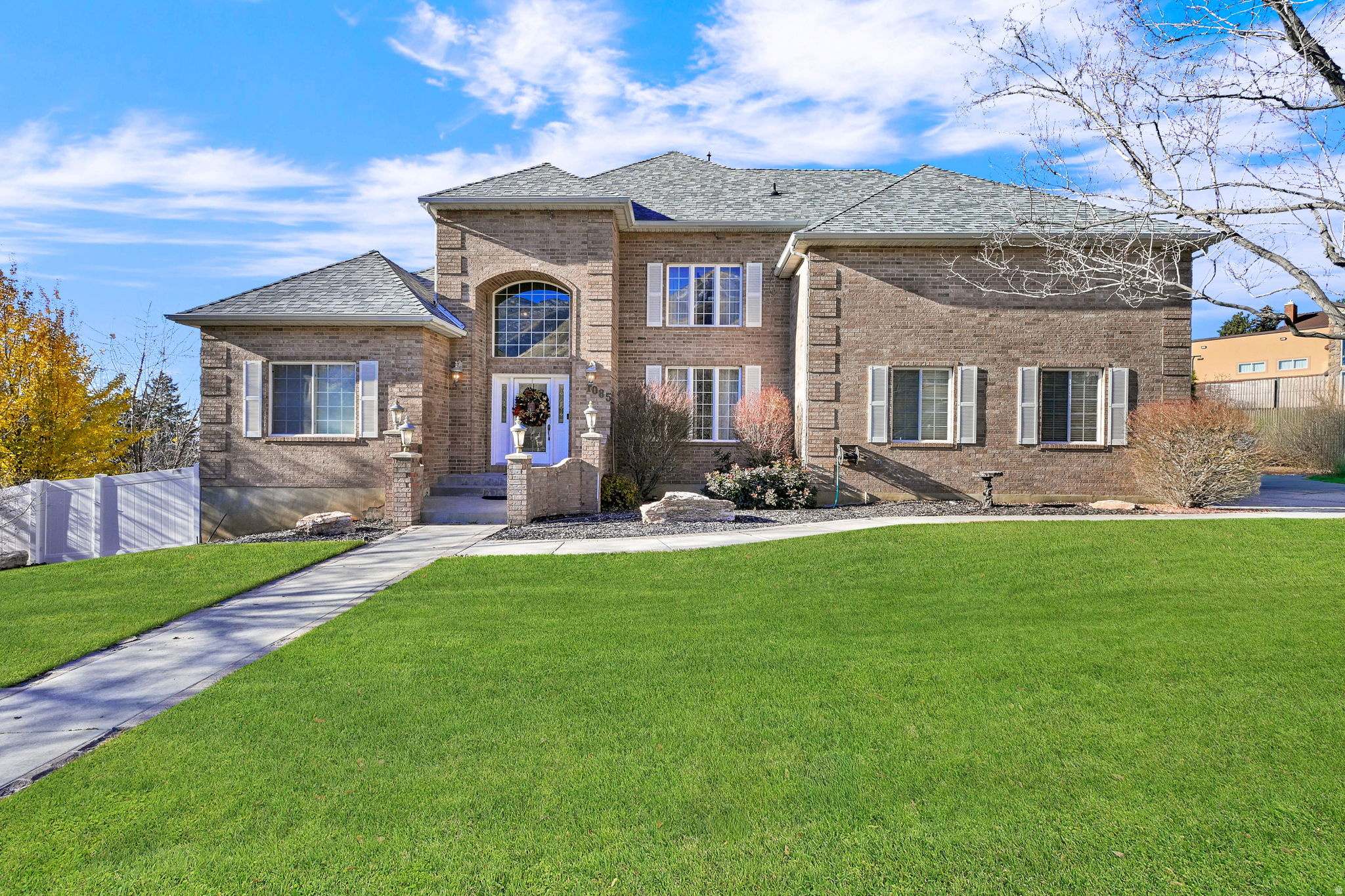1085 E WINDSOR DR, Provo, UT 84604 — photo 1