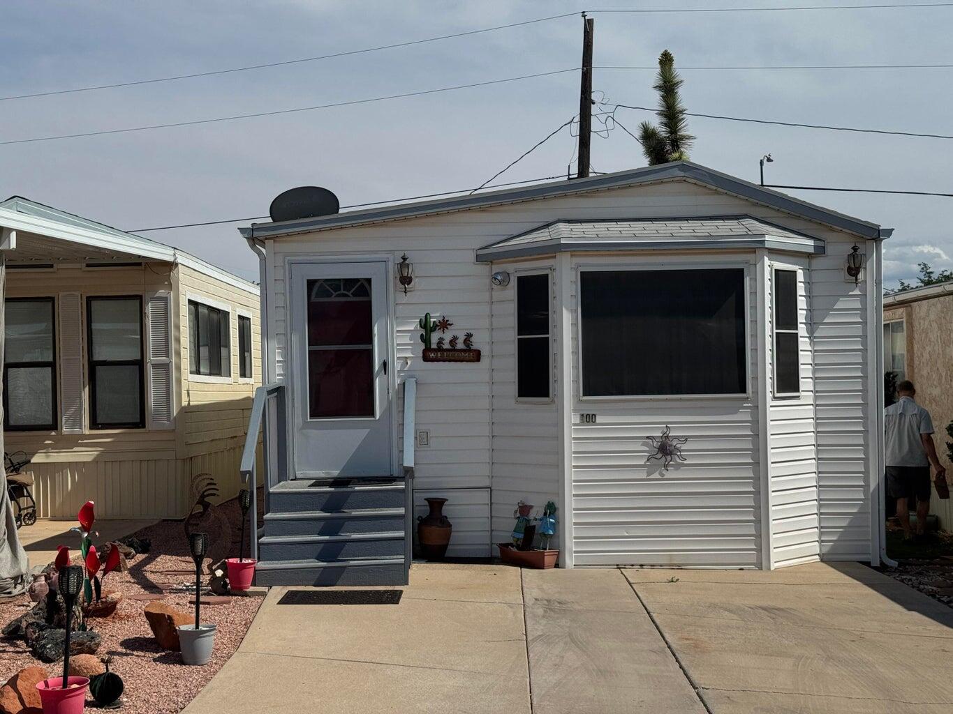 1225 N Dixie Downs RD, #100, St George, UT 84770 — photo 1