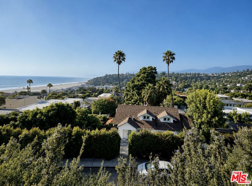 207 Ocean Ave Ext, Santa Monica, CA 90402 — photo 1