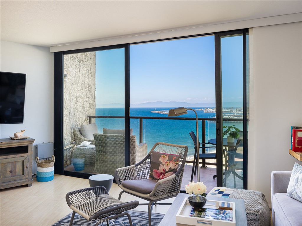 531 Esplanade 313, Redondo Beach, CA 90277 — photo 1