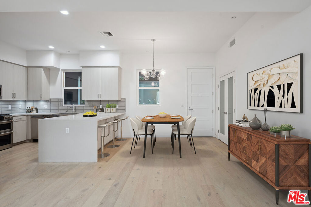 1746 Garfield Place 102, Los Angeles, CA 90028 — photo 1