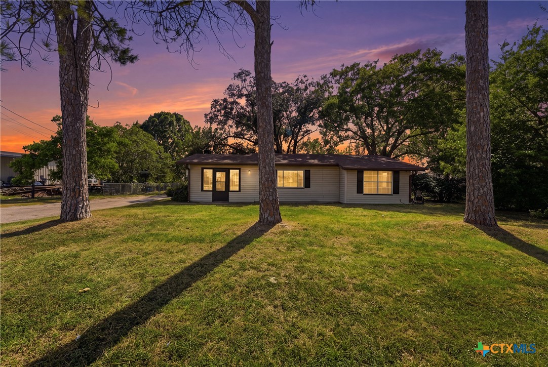 1603 Seydler Street, Gonzales, TX 78629 — photo 1
