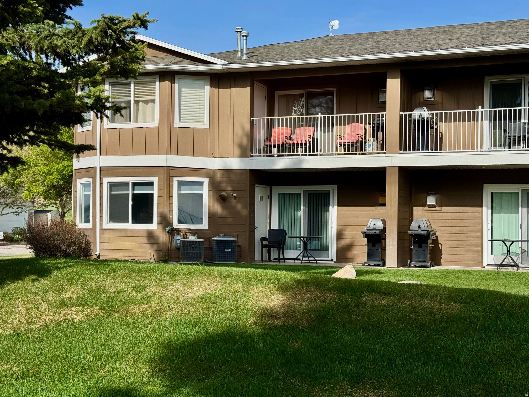 815 N HARBOR DR #201, Garden City, UT 84028 — photo 1