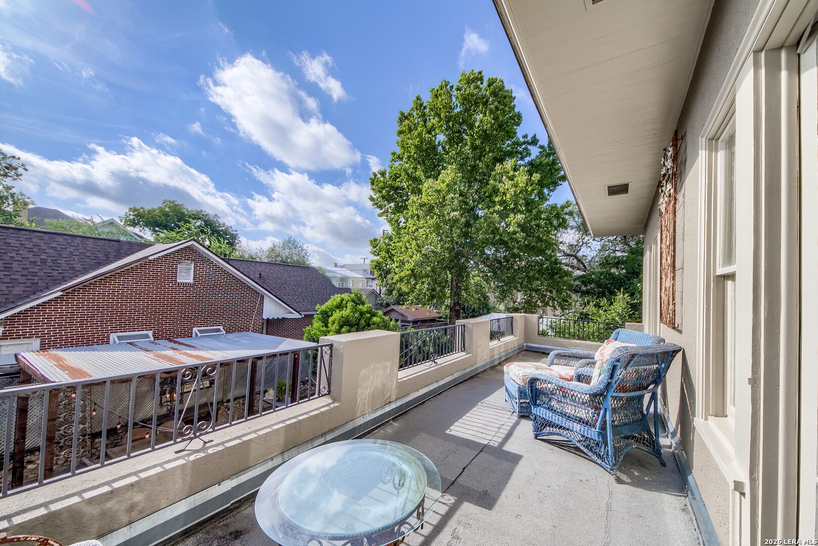 318 W HUISACHE AVE, San Antonio, TX 78212 — photo 1
