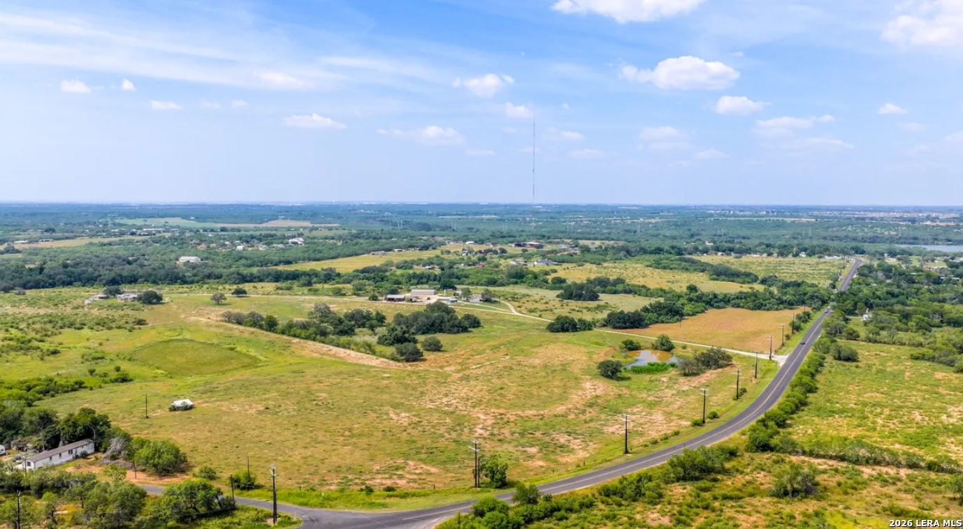 10385 S Foster Rd, San Antonio, TX 78223 — photo 1
