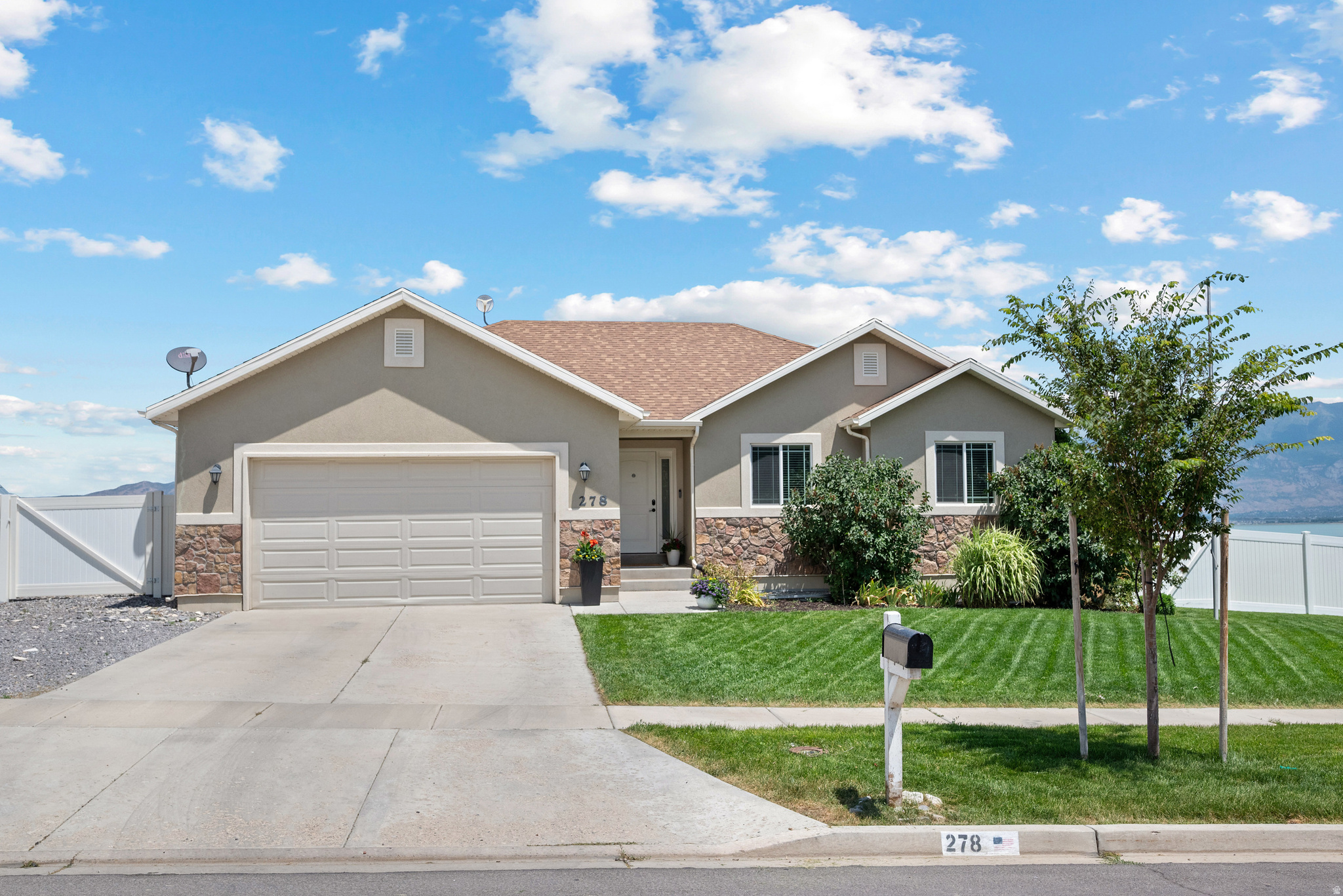 278 W LARIAT BLVD, Saratoga Springs, UT 84045 — photo 1