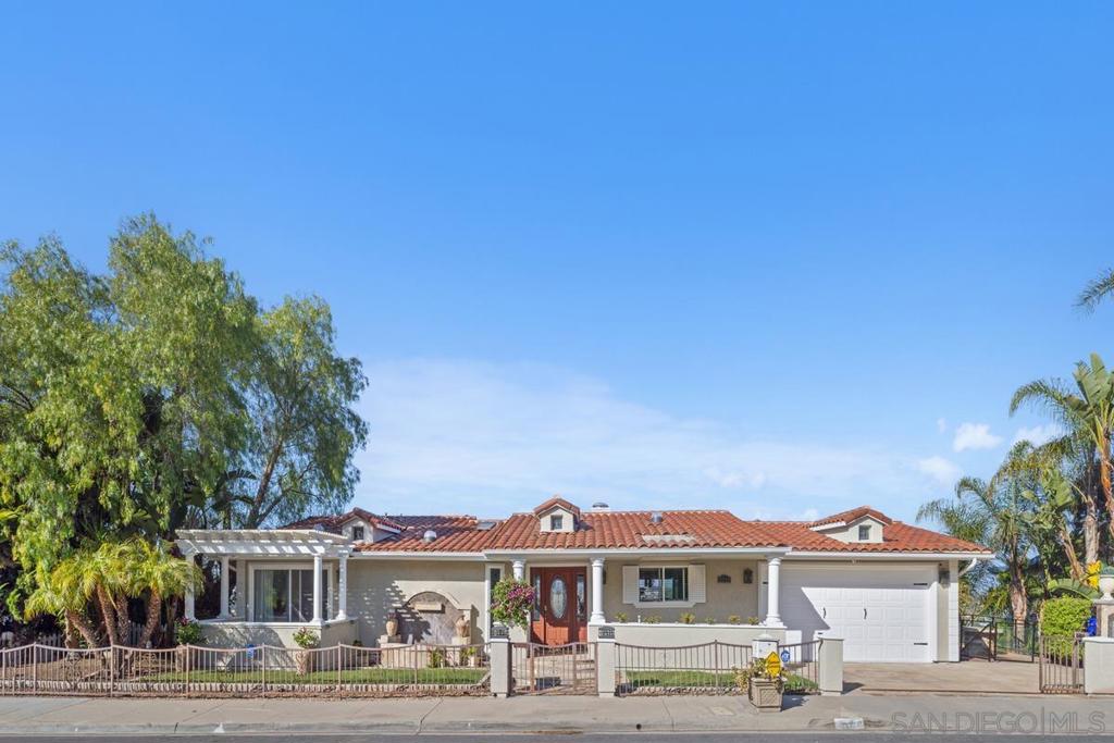 5713 Desert View Drive, La Jolla, CA 92037 — photo 1
