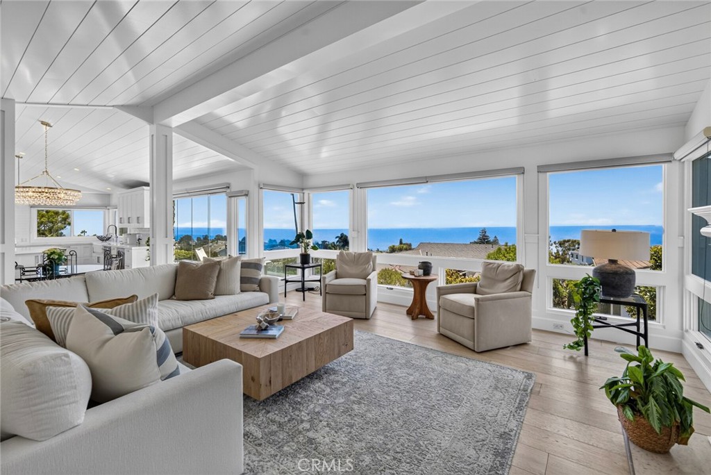 1 1/2 Vista Del Sol, Laguna Beach, CA 92651 — photo 1