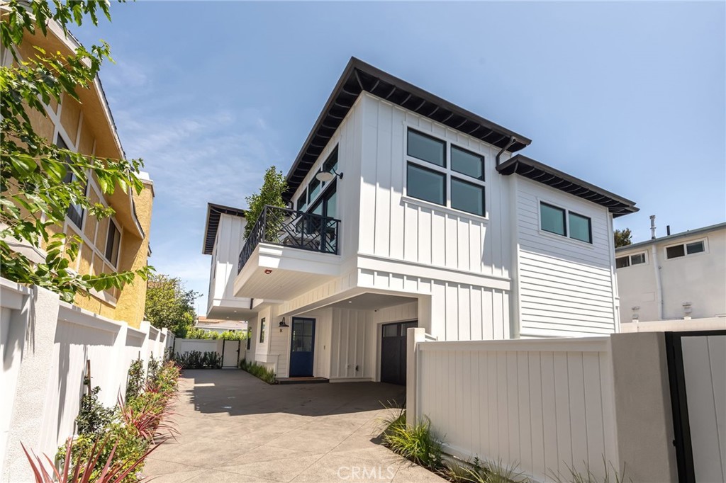2303 Marshallfield Lane B, Redondo Beach, CA 90278 — photo 1