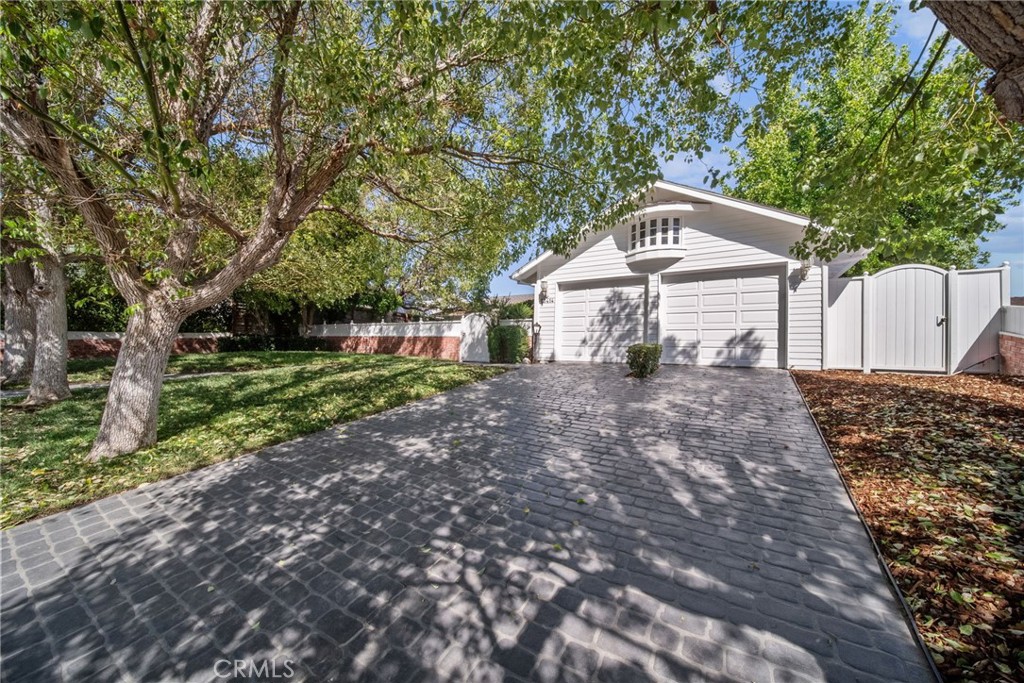 23414 Balmoral, West Hills, CA 91307 — photo 1