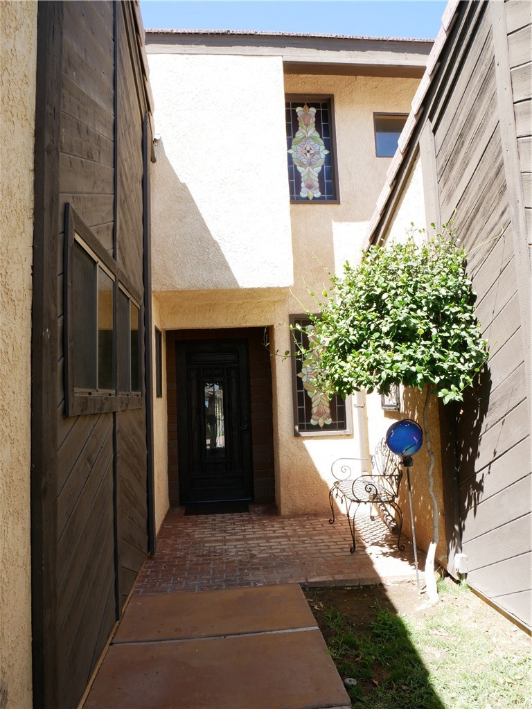 18090 Mariner Drive, Victor Valley, CA 92395 — photo 1