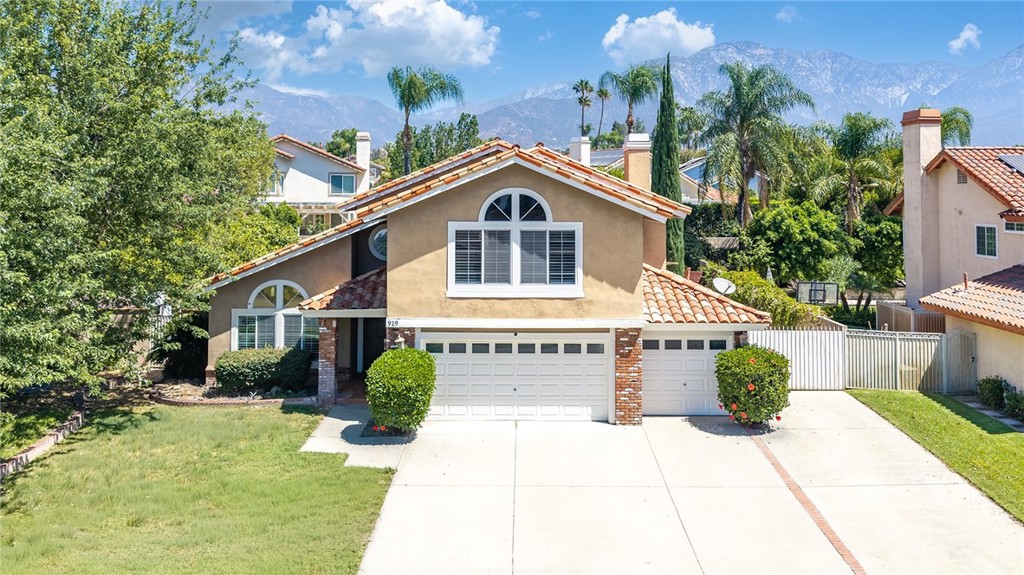 919 W 14th st, Upland, CA 91786 — photo 1