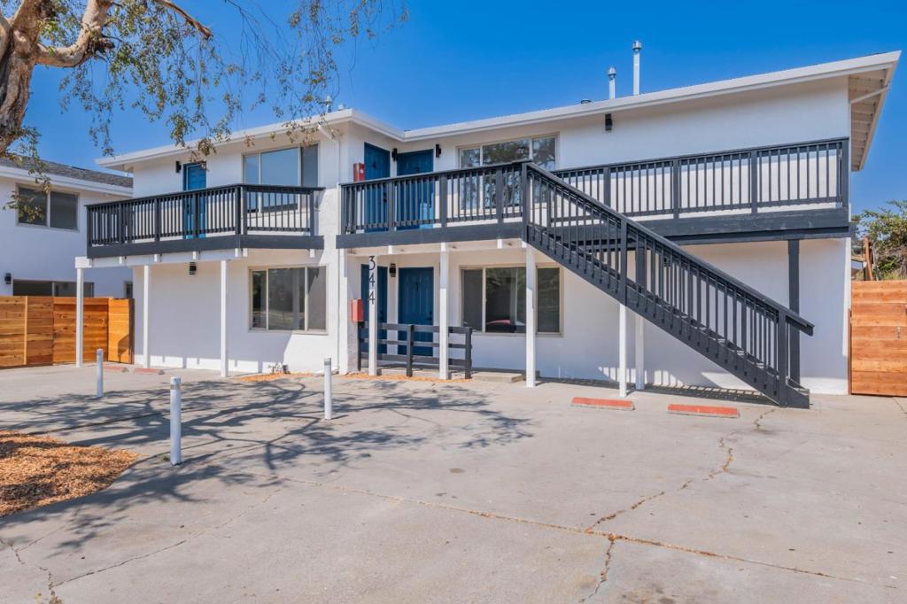 344 Pennsylvania Drive, Watsonville, CA 95076 — photo 1