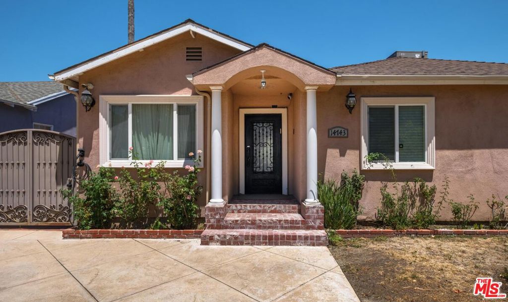 14743 McCormick Street, Sherman Oaks, CA 91411 — photo 1